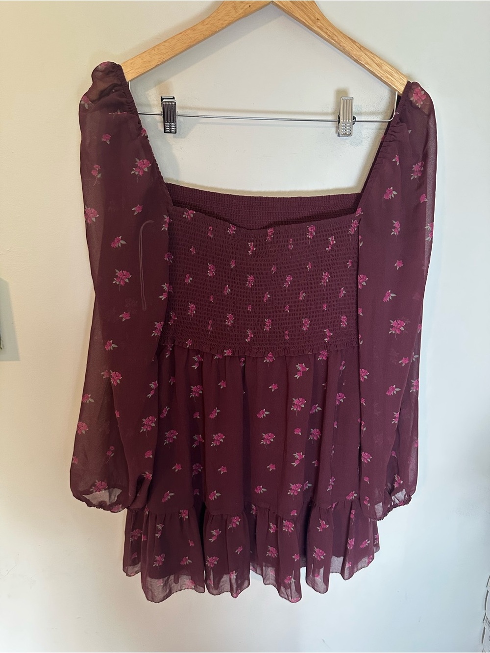 NWT Wilfred Aritzia Tempest chiffon smocked floral mini dress medium - Picture 3 of 6